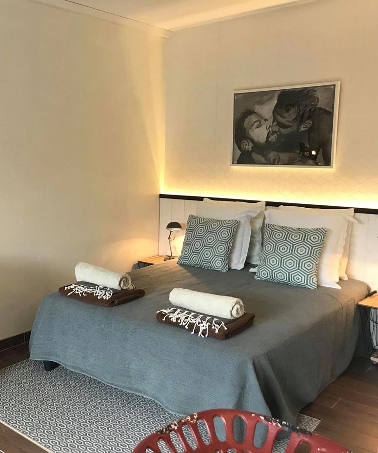 Loft chambres hotes gay montpellier nimes resize