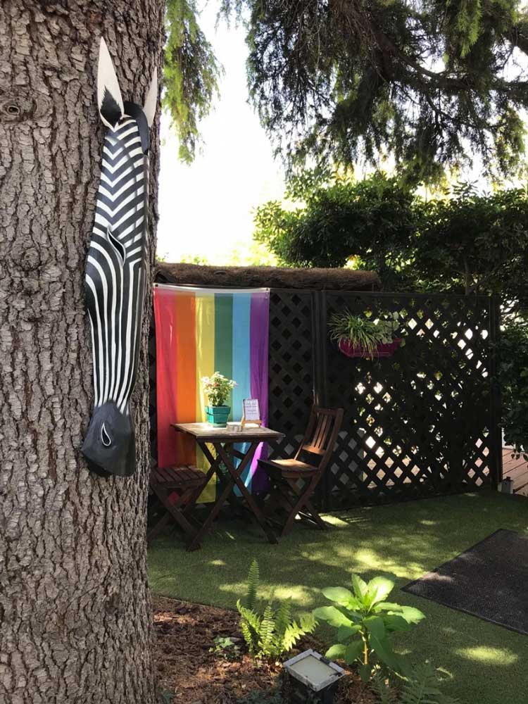 jardin chambres hotes gay uchaud