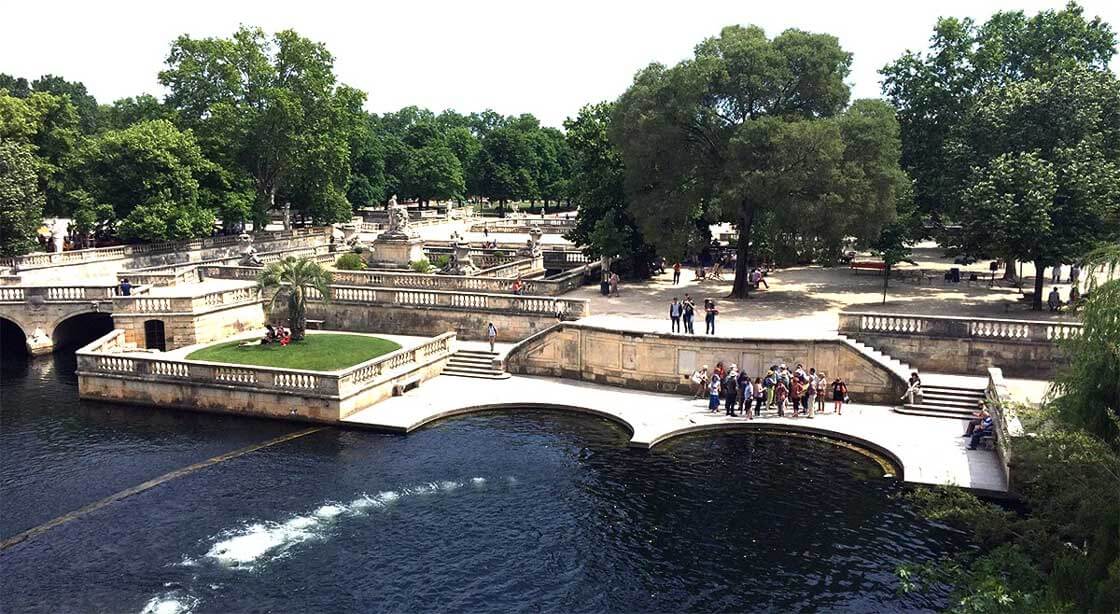 nimes chambre d'hote gay gard visite