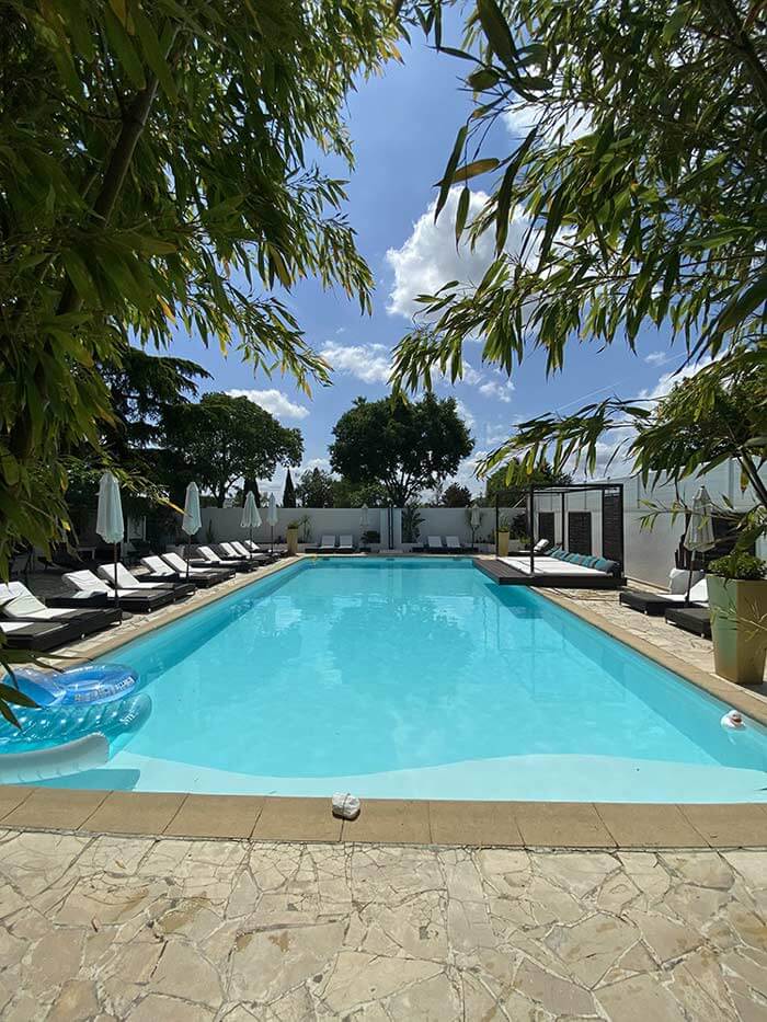 piscine uchaud chambres hote gay3